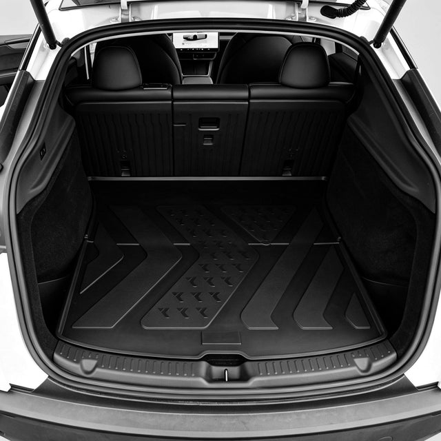 Premium MoldedFit floor liner edge and finish detail